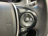 アクセルから足を離しても設定したスピードを保ち走行し、高速道路での疲労軽減に役立つクルーズコントロール付きです!