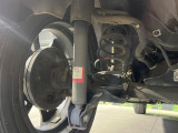 お車を安心してお乗りいただく為には、足回りの定期点検が欠かせません。サービスサポート(有償保証)では無料点検もご提供しており、安心のカーライフをお過ごしいただけるサポート体制が整っています。