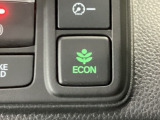 ★ECONスイッチ★ エコドライブを加速しよう!スイッチをONにすると、運転の仕方によるロスを抑え込み燃費をよくするようクルマが頑張ります(*^ー^*)燃費向上にチャレンジ♪