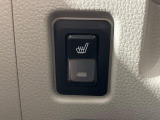 【シートヒーター】寒い日に重宝するシートヒーター!エアコンより早く温まってくれるので寒がりの人も安心ですね♪エアコンの温風は乾燥するから苦手、という方にもをおすすめです。