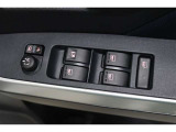 運転席はオート機能付のパワーウィンドウです!