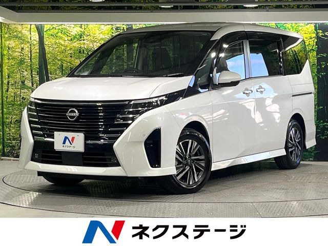 セレナ 1.4 e-POWER ハイウェイスターV 