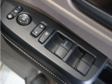 ◆パワーウィンドウスイッチ◆運転席から全席の窓の開閉操作を行うことが出来いつでも換気ができます!