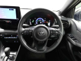 各操作スイッチなどもハンドルから手を放すことなく操作可能で安全運転に支援いたします!