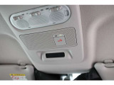 中古車だからボディーコーティングがおすすめ!下地処理が重要なコーティングはもちろんプロの施工でピカピカに仕上げます。濃色車は親水性、淡色車は撥水性のものがオススメ!