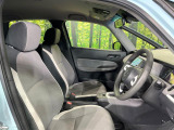 運転席シート廻りは使用感も少なく、良好な状態となっています。丁寧に使われていたことがよくわかりますね。