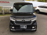 お客様に安全で快適なカーライフをお送りいただくために、中古車にも高いレベルの品質基準を設け、その基準に従って、全ての中古車について納車前整備を実施しています。