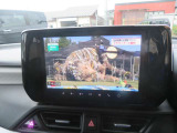 フルセグTVです。画像は鮮明で綺麗です。移動中のTVを映るようにするにはTVキャンセラーを付ける映ります。お気軽にお申し付けください。