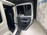 この度は、弊社中古車をご覧いただき誠にありがとうございます。たくさんのご連絡、お待ちしております。