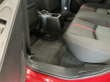 足元は広々♪しっかり内装ルームクリーニングを実施しています。車に自信があるからこそ、是非一度ご来店頂き見てもらえると幸いです。