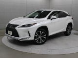 セダンとSUVの特長をあわせ持つクロスオーバーモデル、レクサス「RX」のターボエンジン搭載モデル「RX300」です。