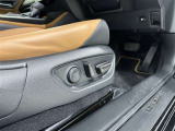 パワーシート搭載。微妙な調整が手軽にでき、ピッタリのポジションで運転することが可能です。