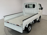 【3方開】荷台のゲートは3方向に。シーンに合わせ、効率よく荷物の積み下ろしが行えます♪