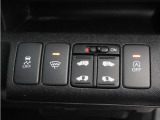 ◆両側電動スライドドア◆狭い駐車場でも乗り降りが楽々♪お子様が隣の車にドアを当ててしまう心配もございません!小さなお子様連れの方もこれで安心。