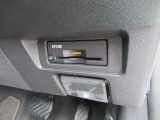 『ETC2.0』を装着しています♪♪ 有料道路での料金所の手間を省いて運転に集中できます♪♪ 車から離れる時はカードの抜き取りをお忘れなく♪♪