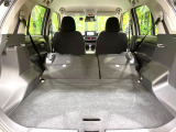 後席を格納すると、これだけの広さが!シーンに合わせたシートアレンジで、大きな荷物も積むことが出来ます♪