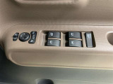 パワーウインドウスイッチ、いたずら防止・挟みこみ防止に、ウインドウロックスイッチを使用ください。便利な電動可倒式ミラースイッチ