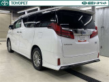 「中古車ハイブリッド保証」付き。ハイブリッド機構を無償で保証します。保証期間は、初度登録年月から10年目まで、またはロングラン保証が終わってから3年間。ただし累計走行距離が20万km以内です。