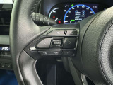 ステアリングスイッチ装備!運転しながら手元でオーディオの操作などができます。
