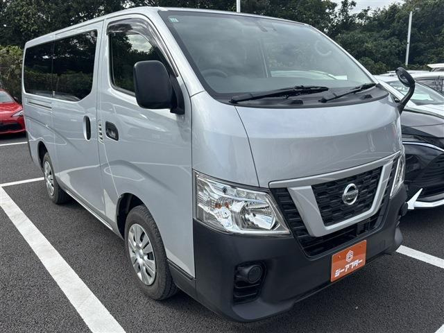 NV350キャラバン 2.0 DX ロング 禁煙車 純正ナビ フルセグTV 5MT