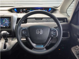 ◆ハンドル全体◆各種スイッチがハンドルから手を放さず操作できるので運転中でも楽に操作できます。