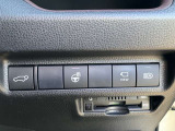 運転席周りに集約され使いやすい各スイッチ類!快適な運転で安心ドライブ!