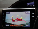 バックガイドモニターを装備しています、車庫入れもラクラクです。