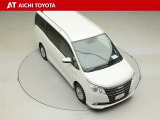 両側パワースライドドア付きだから、狭い駐車スペースなどでの乗り降りラクラク♪小さなお子さまのいるご家庭には嬉しい装備です。