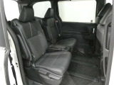 ゆとりある広々とした車内空間は、ドライブを始め買い物やレジャーなど、幅広く活躍します。一人でもみんなとでもお出かけを楽しみましょう!