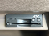 【ETC】高速道路の料金所をストレスなく通過!話題のスポットやサービスエリアに多い「スマートIC」利用時は必須のアイテムです。当店でセットアップを実施、ご納車当日からすぐにご利用いただけます!