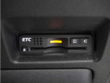 ◆ETC◆有料道路を利用する際にスムースに通過でき、わずらわしい料金支払いから開放されます!今や無いと不便に感じるほど必需品の装備ですね♪