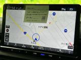 現在地を中心に周辺の道路や地名を確認できる地図画面です。目的地までのルート確認や、慣れない場所での道探しに役立ちます。画面上で情報を見渡せるため、日常のお出かけにも便利です。