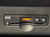 【ETC】高速道路の料金所をストレスなく通過!話題のスポットやサービスエリアに多い「スマートIC」利用時は必須のアイテムです。当店でセットアップを実施、ご納車当日からすぐにご利用いただけます!