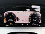 【Digital Cockpit Pro】ナビゲーションのマップを中央により大きくワイドに映し出すこともでき、少ない視線移動でナビ画面を確認できます。