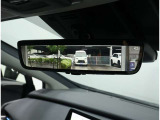 デジタルインナーミラー装備!車両後方のカメラの映像をデジタル補正で視認性を向上させてインナーミラー内に表示します♪視界を遮るものがなく、後席に同乗者がいても後方を確認しやすく安心です♪