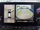 ◆アラウンドビューモニター◆4つのカメラで真上からクルマを見たようにモニターで確認ができる日産自慢の装備です!周囲の安全確認、障害物も目視で確認できるので駐車のしやすさだけでなく事故防止になります!