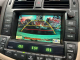 【バックカメラ】運転席から画面上で安全確認ができます。駐車が苦手な方にもオススメな便利機能です。