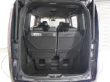 ◆フル乗車でもしっかり荷物を収納出来るラゲッジスペースです。普段の買い物でしたらしっかり積める十分な荷室スペースが確保されています。