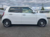 納車前に法定12ヶ月点検整備、もしくは車検整備を実施してご納車いたします。点検整備記録簿もお渡しいたしますので、より安心してお乗りいただけます。