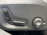 【パワーシート】スイッチ一つで簡単にシート位置の微調整が可能!電動だから力もいりません!自分に最適なシートポジションにセットして、快適なドライブをお楽しみください。
