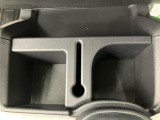 3.「認定中古車カルテ」は、走行距離や修復歴に加えてキズ・凹みの有無・状態や消耗品の交換、過去の整備状況がわかります。