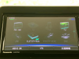 FM・AMやBluetooth Audio、USBなど、選べる音源が画面上に並びます。項目を確認しながら音源を選びやすく、好みに合わせて車内で音楽を楽しめます。