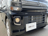 【フォグランプ】霧や雨などの悪天候時に視界を確保するために自動車に取り付けられる補助灯です、視認性や安全性を向上させます!