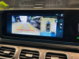 バックカメラにより駐車時の後方確認も楽にできます。