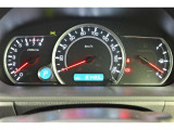 センターにマルチインフォメーションディスプレイ搭載により、車の走行状態が、一目で確認できます。