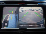 アラウンドビュ-モニタ-はクルマの真上から見ているかのような映像によって、周囲の状況を知ることで、駐車を容易に行うための支援技術です。
