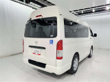 広々とした車内空間に優れた燃費性能。