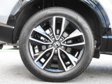 ★右後タイヤ★ブラック+切削のホイールです!タイヤ詳細 225/50R18インチでタイヤの溝は、7mmございます。