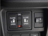 ◆両側電動スライドドア◆狭い駐車場でも乗り降りが楽々♪お子様が隣の車にドアを当ててしまう心配もございません!小さなお子様連れの方もこれで安心。