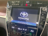 【メーカー純正ナビ】インテリアに溶け込むスタイリッシュな「専用設計」メーカーナビを装備♪視認性や操作性など基本性能にも優れ、より上質なカーライフをお楽しみいただけます。